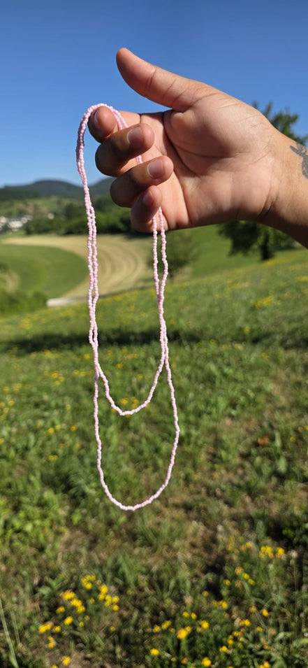 Guia de miçanguinha rosa